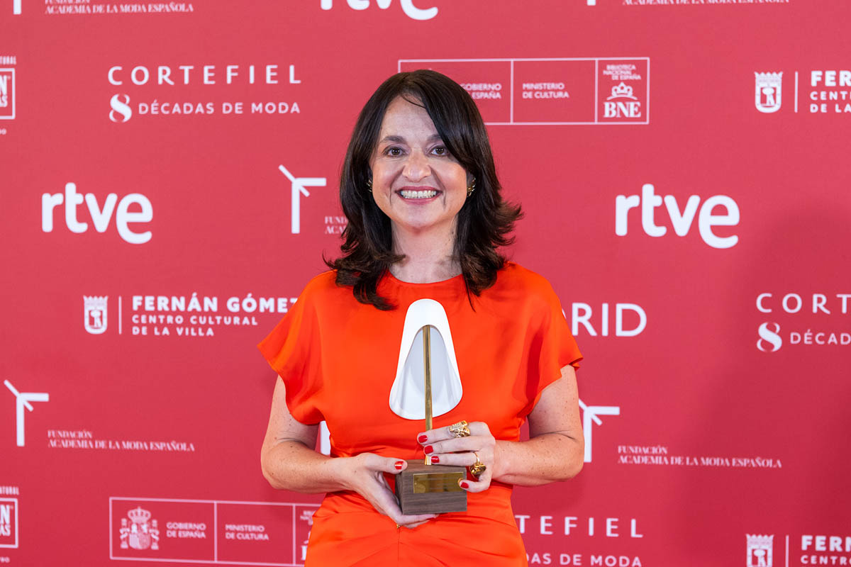 pfame-2025-ganadores-Impulso y Difusión Moda_Helena López del Hierro(Museo del Traje CIPE)